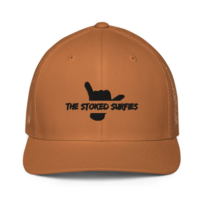 Closed-back trucker cap